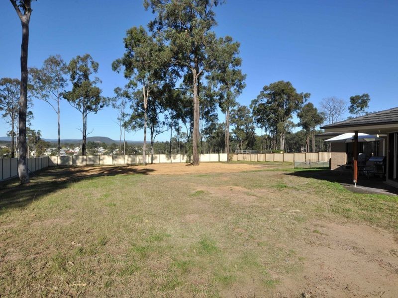 42 Woodlands Drive, Weston NSW 2326