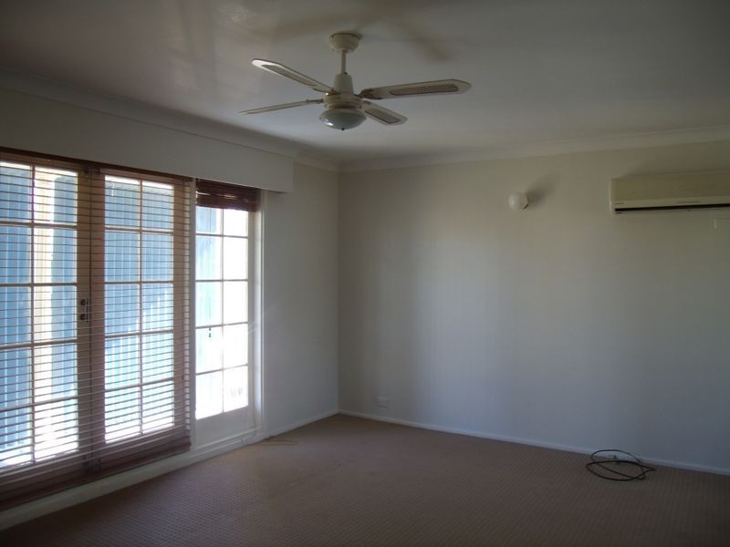 22 Subiaco Ave, Cessnock NSW 2325