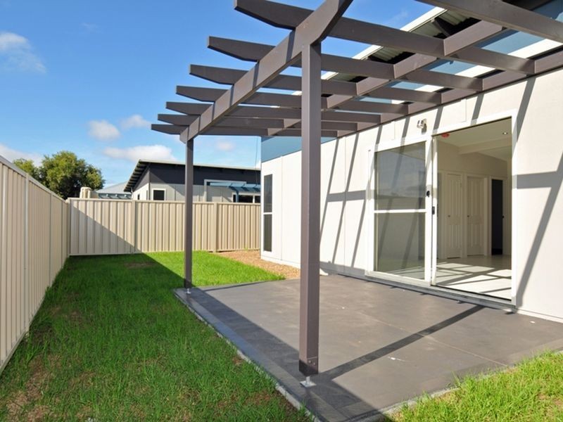 1/25 Alpine Ave, Cessnock NSW 2325