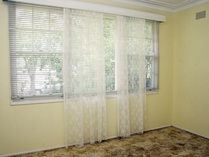 8 Desmond Street, Cessnock NSW 2325