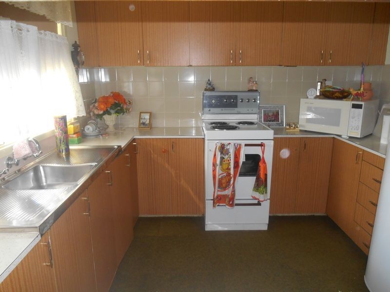 17 Sixth Street, Weston NSW 2326