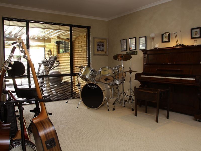 21 Wyndham Ridge, Cessnock NSW 2325