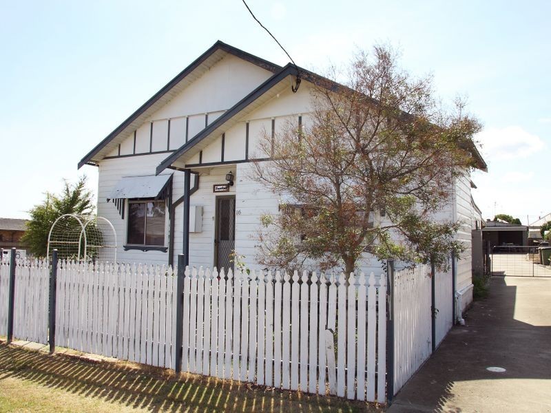 16 Stephen Street, Cessnock NSW 2325