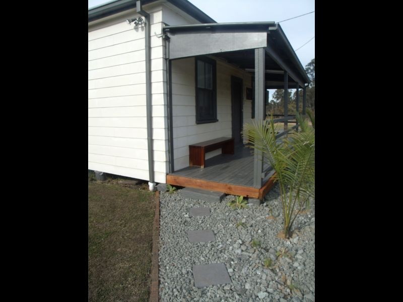 1a Albury, Abermain NSW 2326