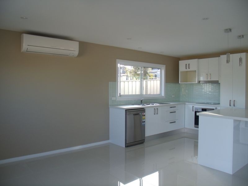 17a Aberdare Rd, Cessnock NSW 2325