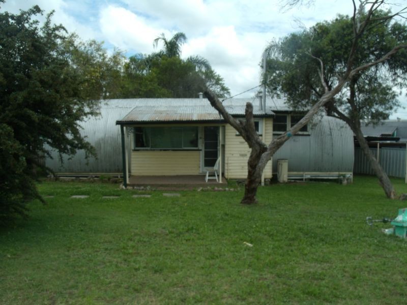 10 Macquarie Ave, Cessnock NSW 2325