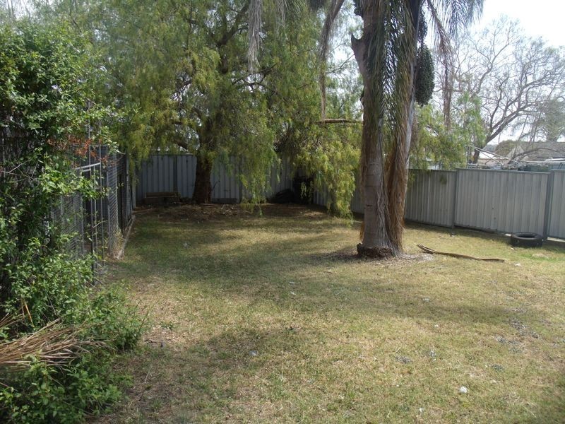 10 Macquarie Ave, Cessnock NSW 2325