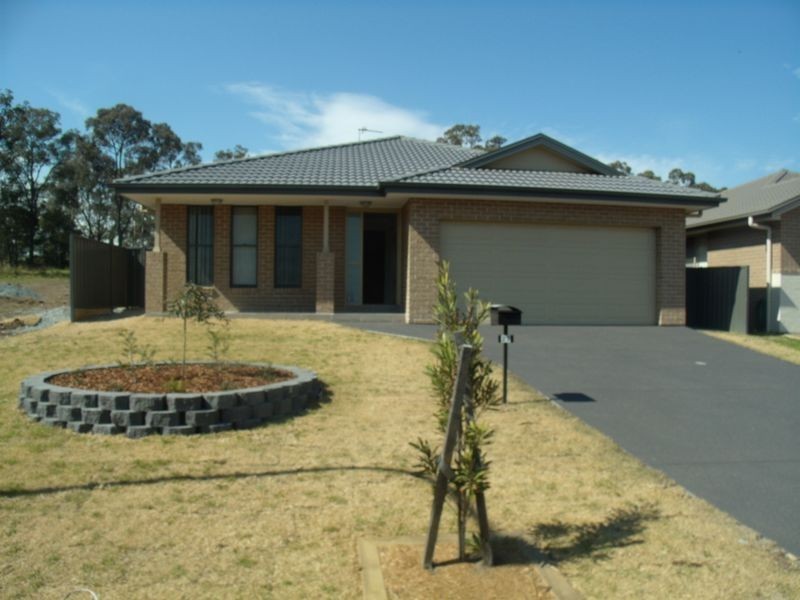 27 Taminga Road, Cliftleigh NSW 2321