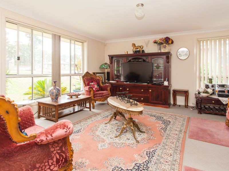19 Casson ave, Cessnock NSW 2325