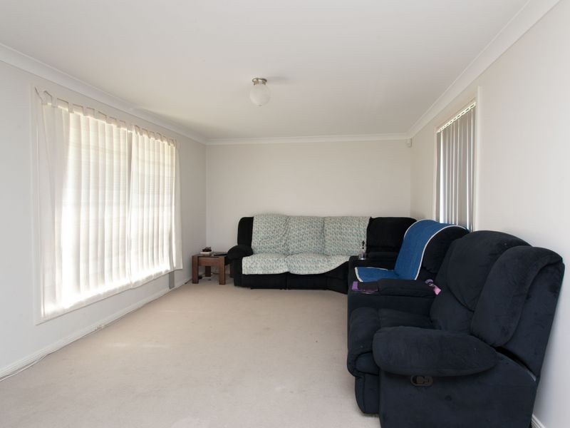 13 Aston Ave, Cessnock NSW 2325