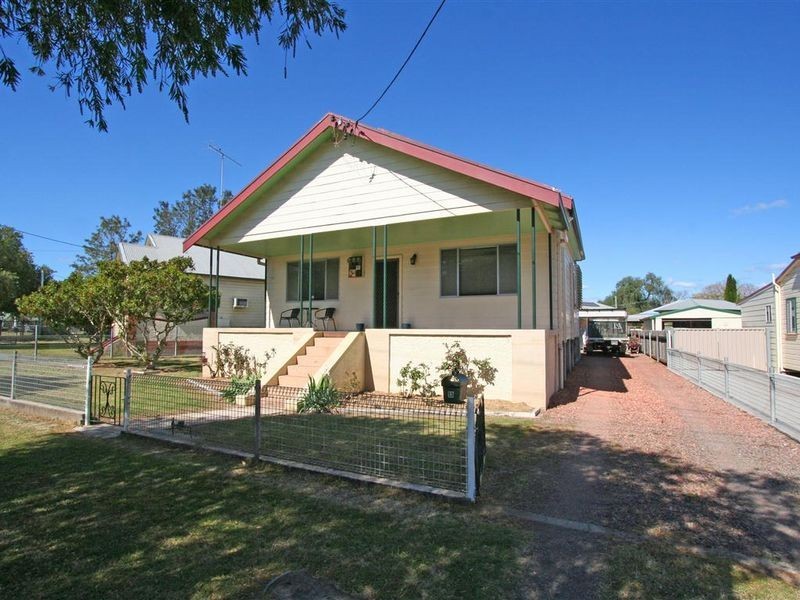 13 Mathew Street, Cessnock NSW 2325