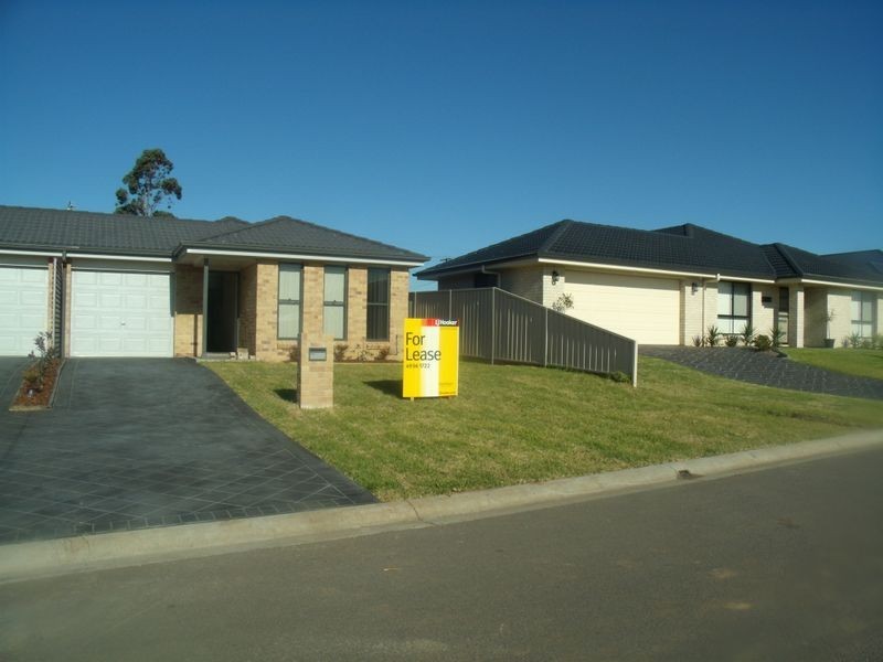 2/4 Anne Street, Heddon Greta NSW 2321