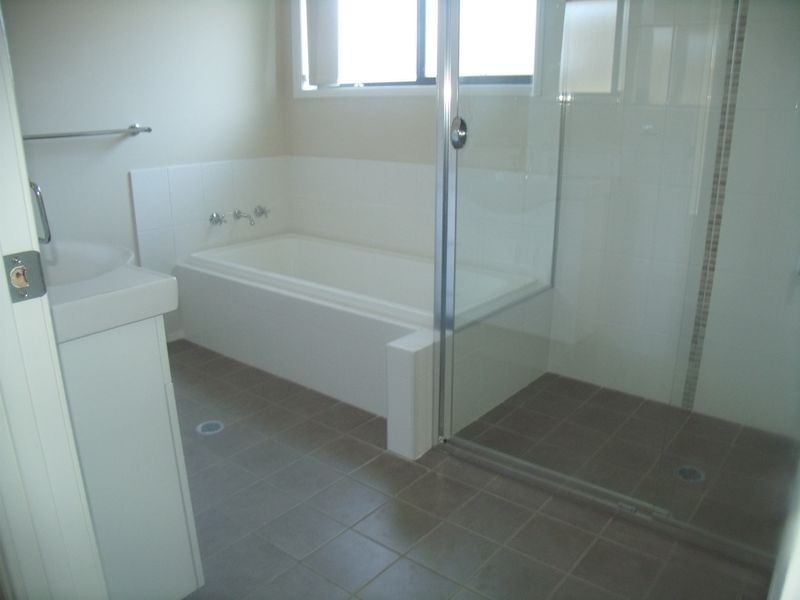 2/4 Anne Street, Heddon Greta NSW 2321