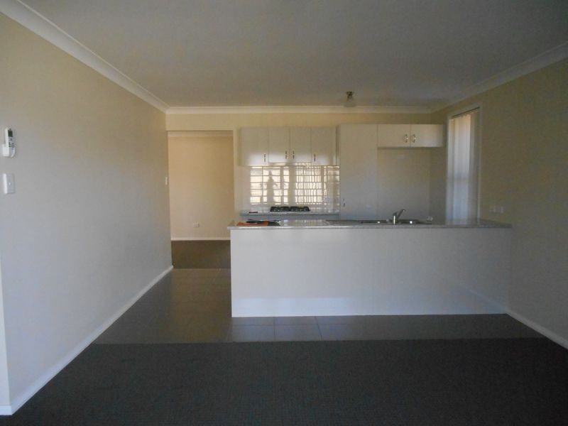 2/4 Anne Street, Heddon Greta NSW 2321