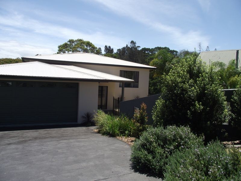 15 Viewpoint Court, Tuross Head NSW 2537