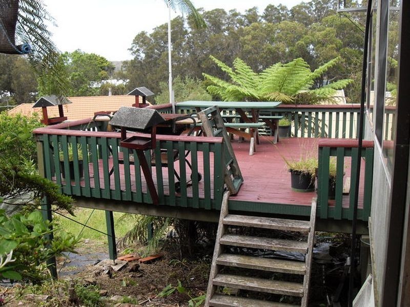 11 Beatty Crescent, Tuross Head NSW 2537
