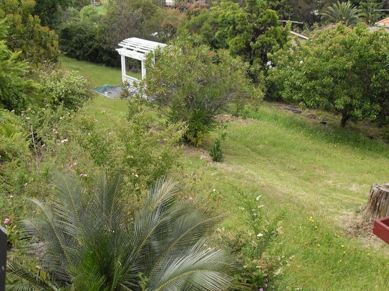 11 Beatty Crescent, Tuross Head NSW 2537