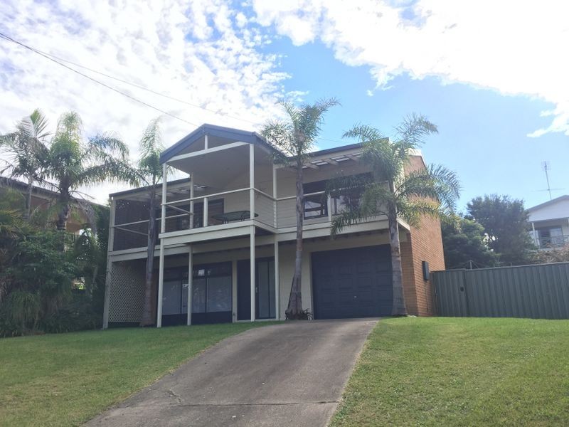 12 Evans Road, Tuross Head NSW 2537