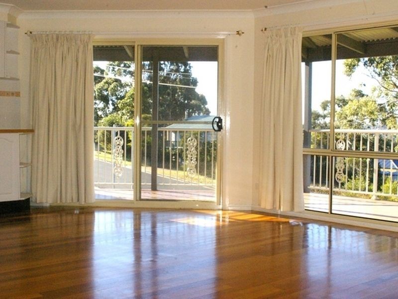 73 Bondi Street, Tuross Head NSW 2537