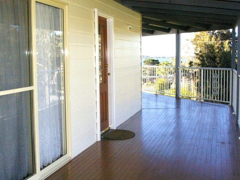 73 Bondi Street, Tuross Head NSW 2537