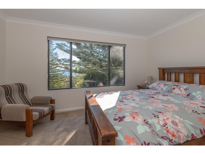 32 Coral Crescent, Tuross Head NSW 2537