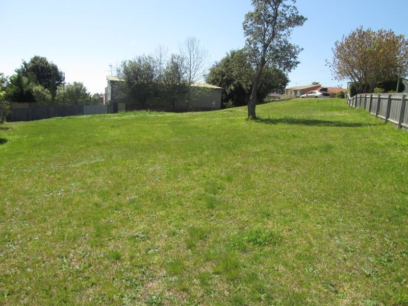 17 Pleasant Place, Tuross Head NSW 2537