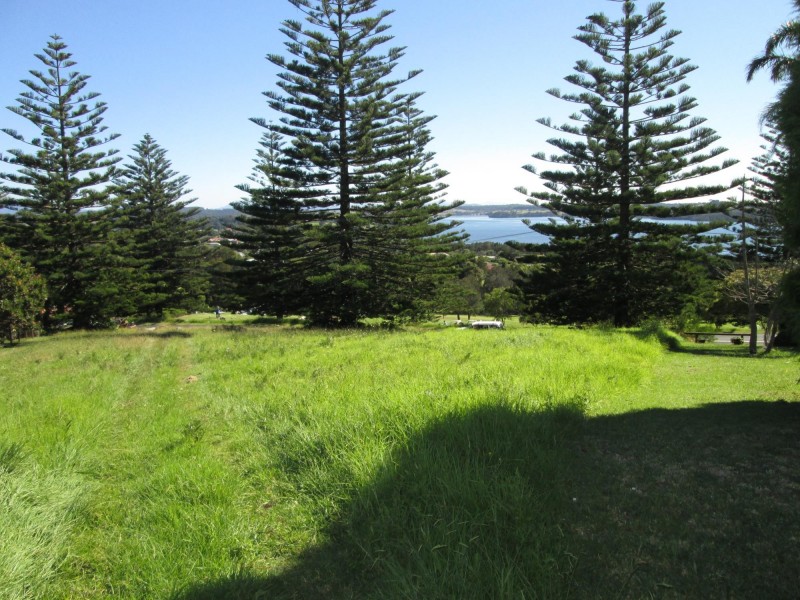 34 Coral Crescent, Tuross Head NSW 2537