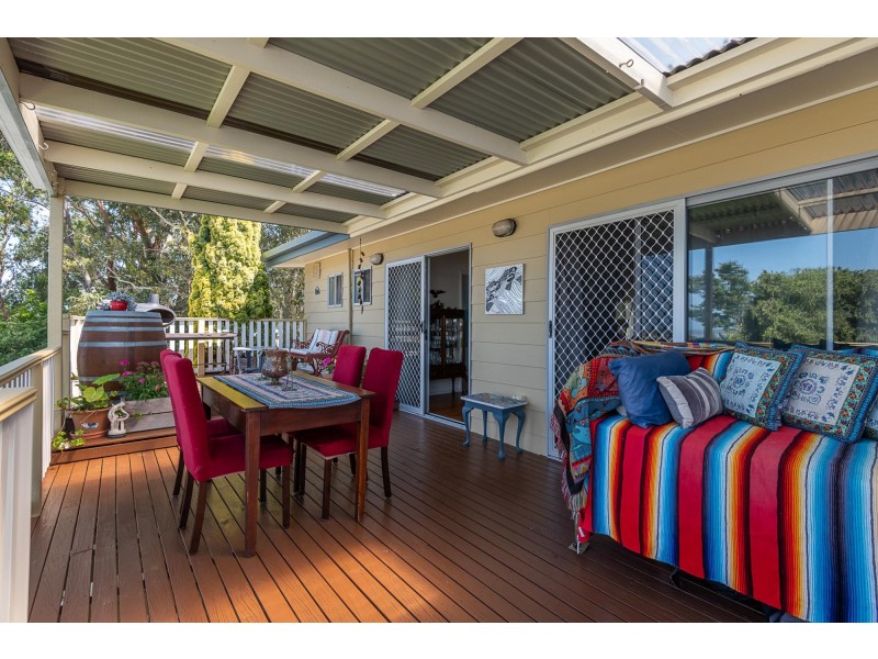 4 Coogee Street, Tuross Head NSW 2537