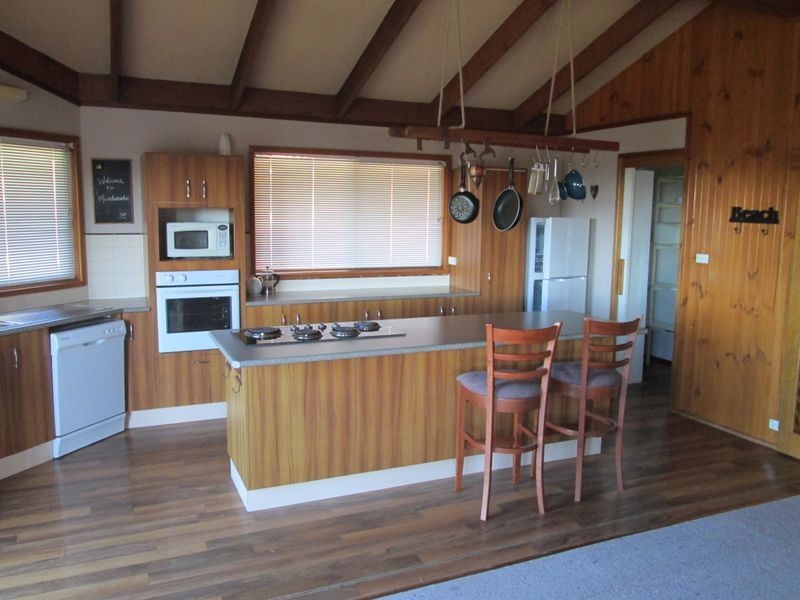 42 Marlin Street, Tuross Head NSW 2537