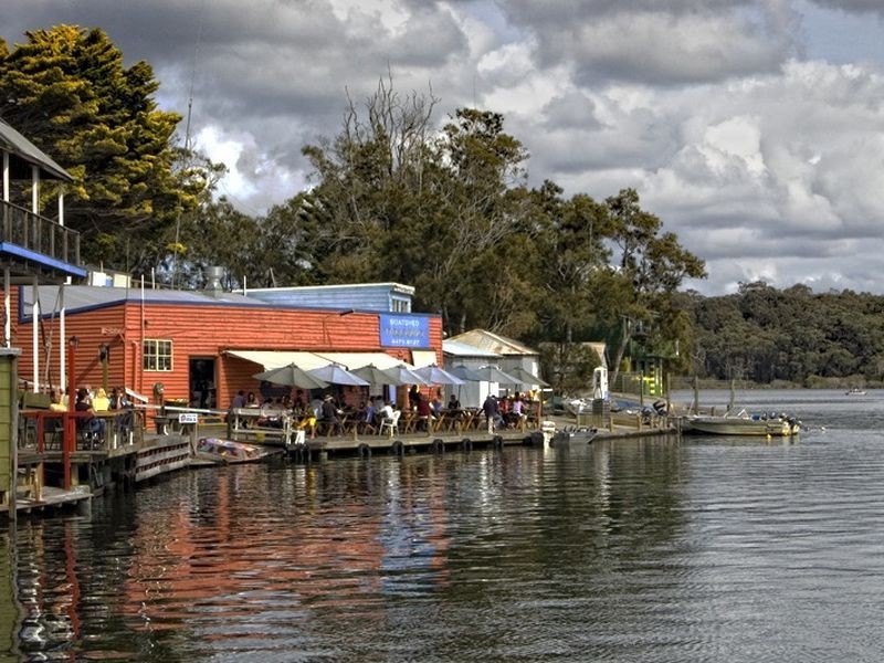 Lot 5 & Lo O’Briens Boatshed – Trafalgar Road, Tuross Head NSW 2537