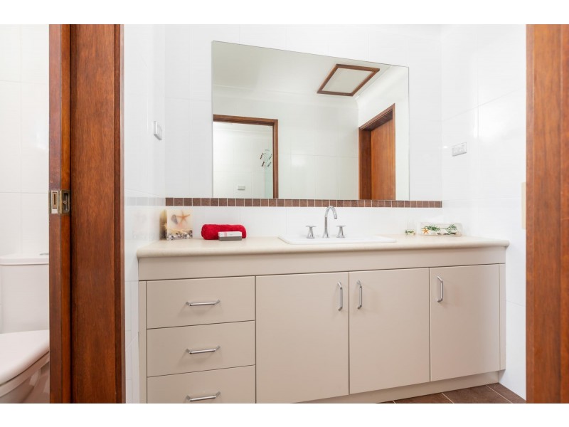 4 Bream Street, Tuross Head NSW 2537