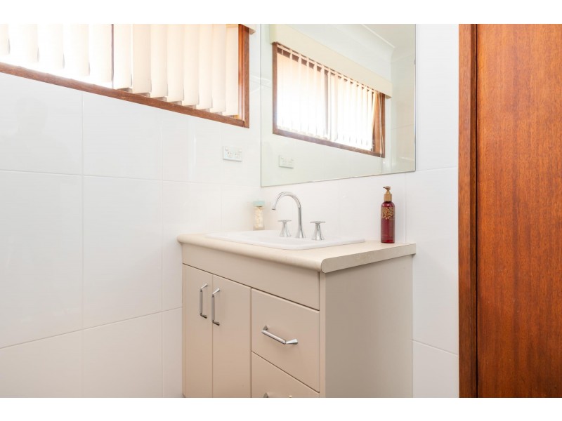 4 Bream Street, Tuross Head NSW 2537