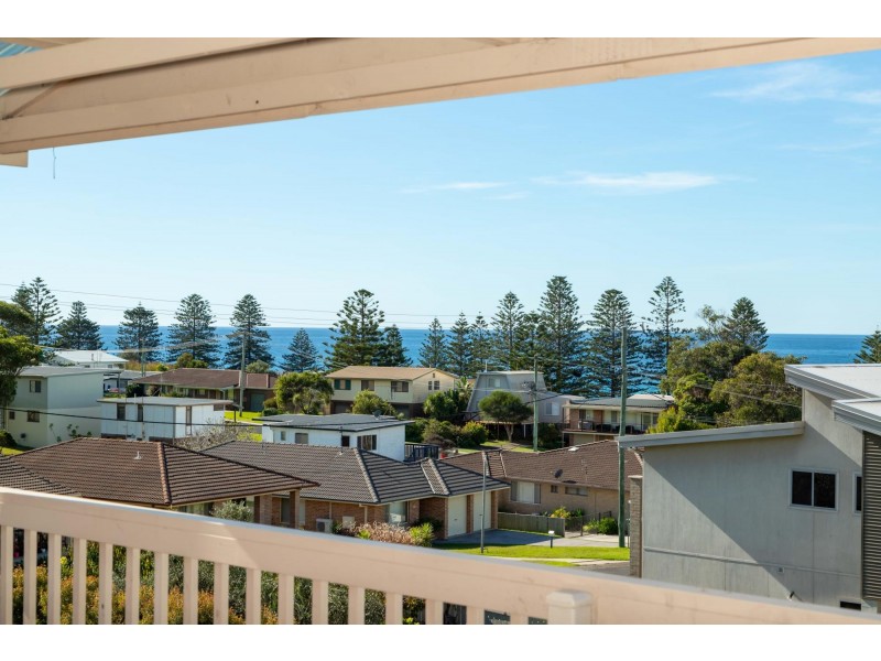 4 Bream Street, Tuross Head NSW 2537