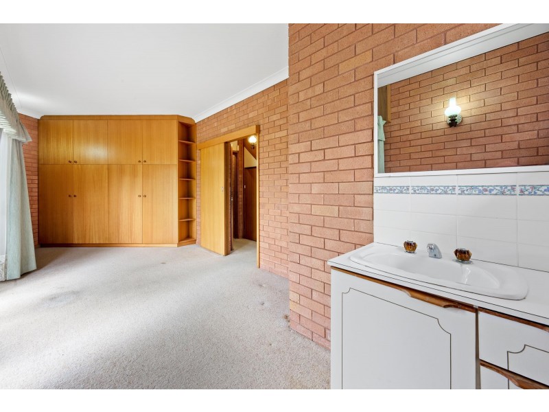 72 Nelson Parade, Tuross Head NSW 2537