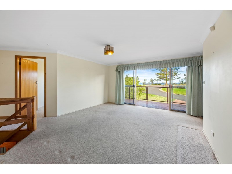 72 Nelson Parade, Tuross Head NSW 2537