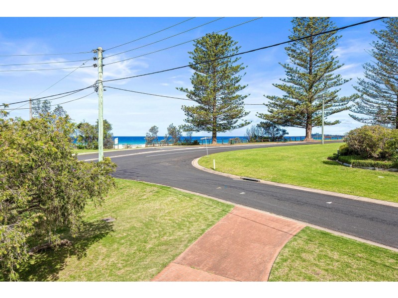 72 Nelson Parade, Tuross Head NSW 2537
