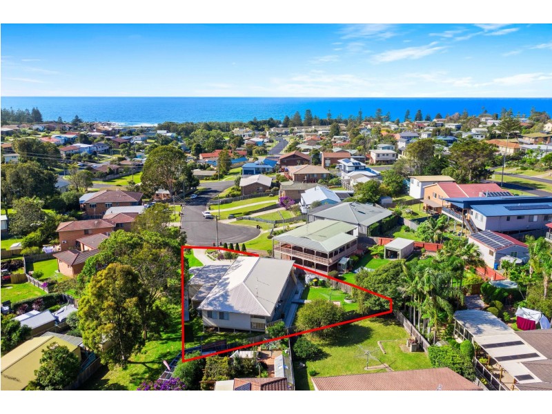 12 Green Place, Tuross Head NSW 2537