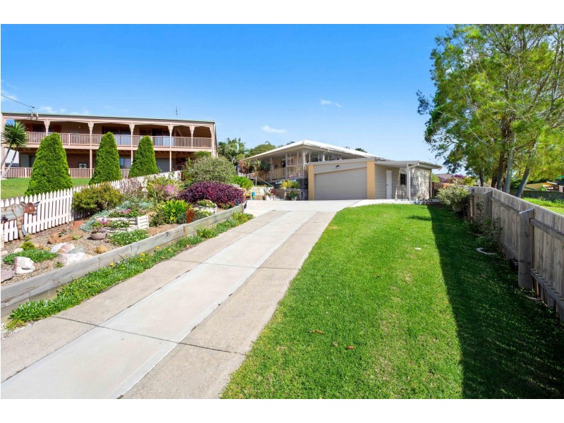 12 Green Place, Tuross Head NSW 2537