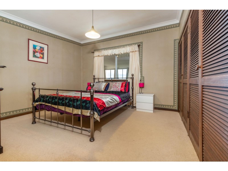 5 Comerang Place, Potato Point NSW 2545