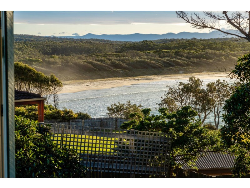 5 Comerang Place, Potato Point NSW 2545