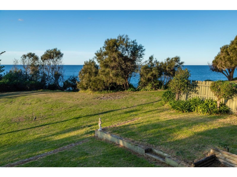 5 Comerang Place, Potato Point NSW 2545