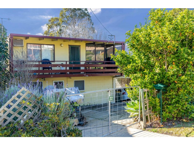 22 Coogee Street, Tuross Head NSW 2537