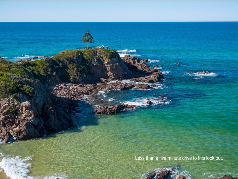 22 Coogee Street, Tuross Head NSW 2537