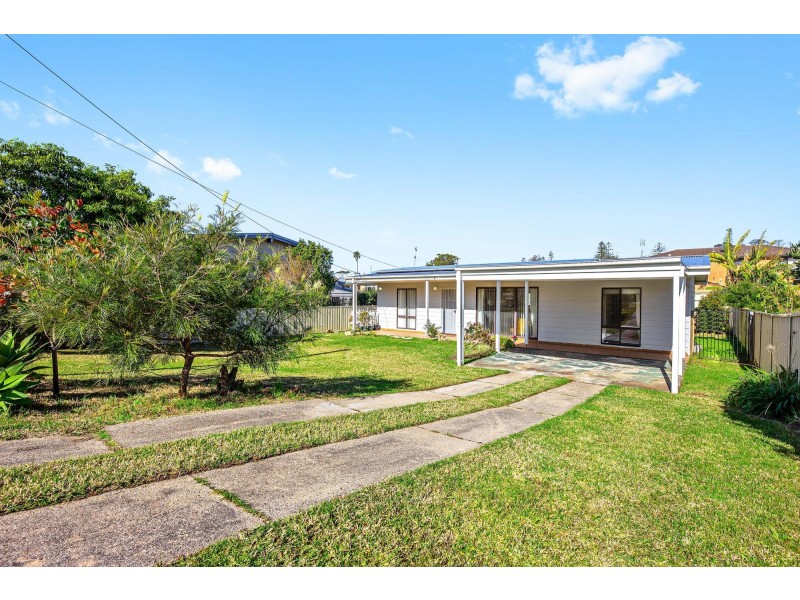 19 Evans Road, Tuross Head NSW 2537