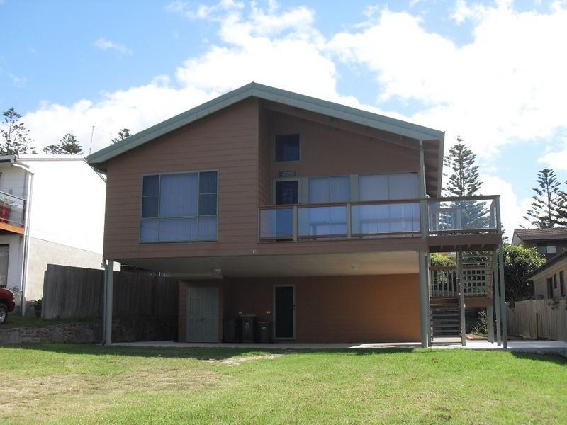 13 Salmon Street, Tuross Head NSW 2537