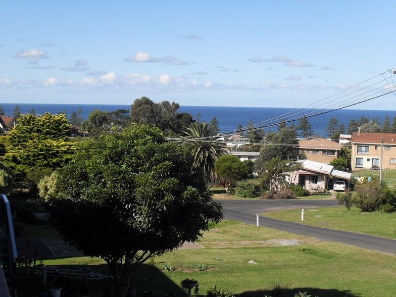 13 Salmon Street, Tuross Head NSW 2537
