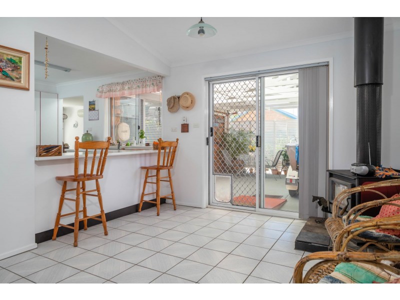 9 Anderson Avenue, Tuross Head NSW 2537