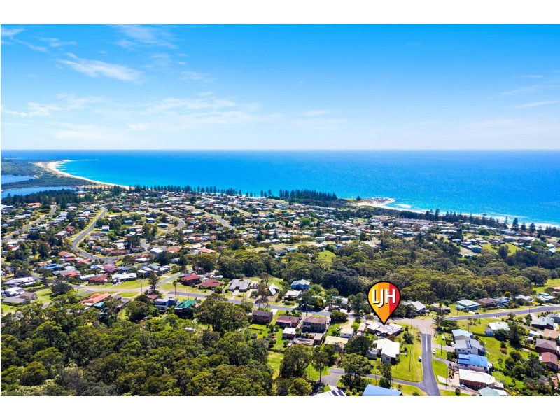 23 Craddock Road, Tuross Head NSW 2537