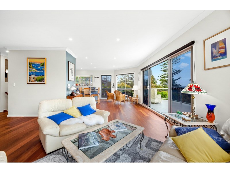 131 Tuross Boulevarde, Tuross Head NSW 2537