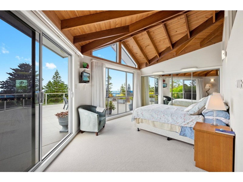 131 Tuross Boulevarde, Tuross Head NSW 2537
